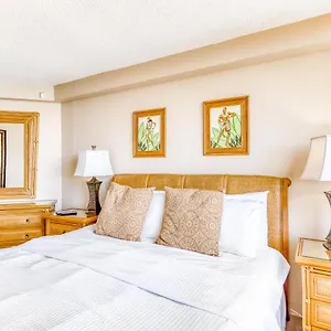 Shores 706 Apartment