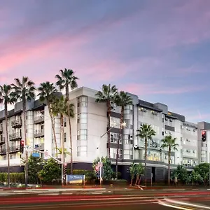https://unique-1bedroom-apartment-w-gympooljacuzziparking.topanaheimhotels.com